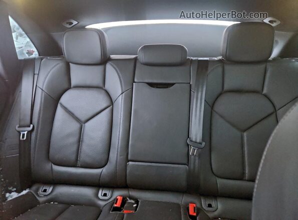 WP1AB2A51GLB40747 2016 PORSCHE MACAN Серый Вид задних сидений