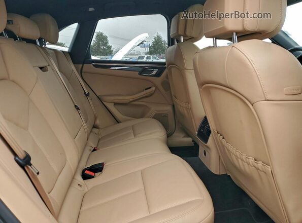 WP1AB2A54MLB30869 2021 PORSCHE MACAN White Widok wnętrza z tyłu