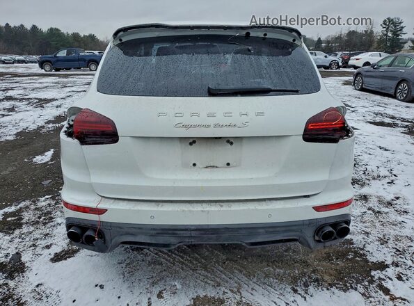 WP1AC2A27GLA86602 2016 PORSCHE CAYENNE Белый Вид сзади