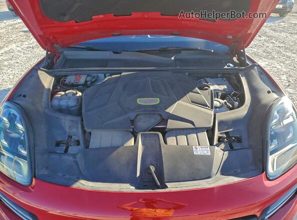 WP1AE2AY2MDA24223 2021 PORSCHE CAYENNE Red ძრავის განყოფილების ხედი