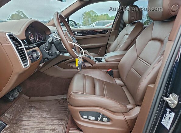 WP1AE2AY3MDA24764 2021 PORSCHE CAYENNE Charcoal Vista interior delantera