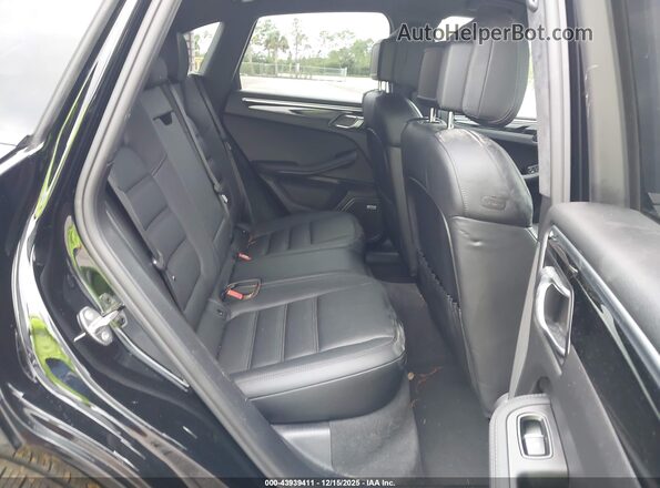 WP1AF2A51MLB60223 2021 PORSCHE MACAN Black Widok naklejki z numerem VIN