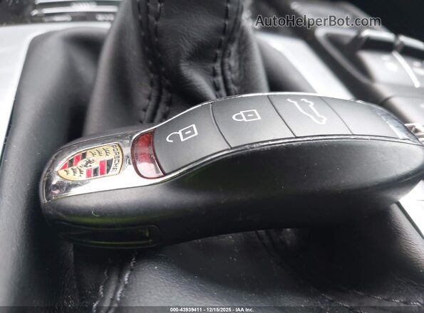 WP1AF2A51MLB60223 2021 PORSCHE MACAN Black Widok deski rozdzielczej