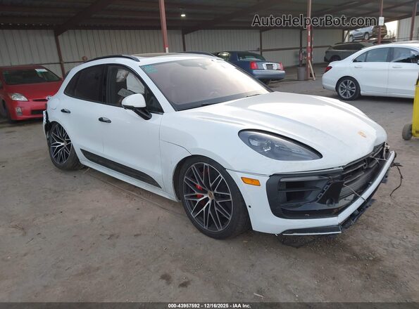 WP1AF2A53NLB31534 2022 PORSCHE MACAN White Front right