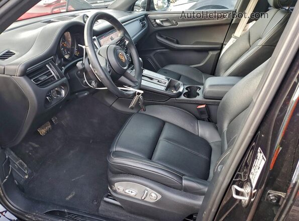 WP1AF2A55PLB56728 2023 PORSCHE MACAN Черный Вид салона спереди