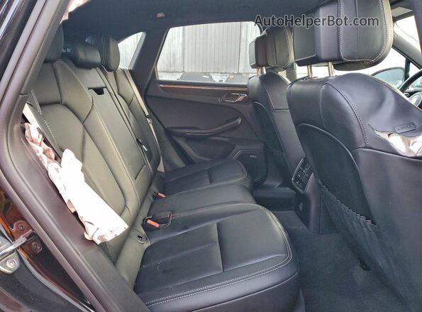 WP1AF2A55PLB56728 2023 PORSCHE MACAN Черный Вид задней части салона
