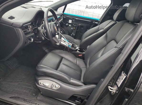WP1AF2A55PLB58060 2023 PORSCHE MACAN Black Widok wnętrza z przodu