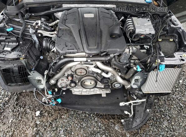 WP1AF2A55PLB58060 2023 PORSCHE MACAN Black Widok komory silnika