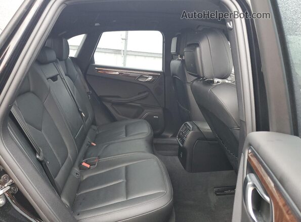 WP1AF2A55PLB58060 2023 PORSCHE MACAN Black Widok wnętrza z tyłu