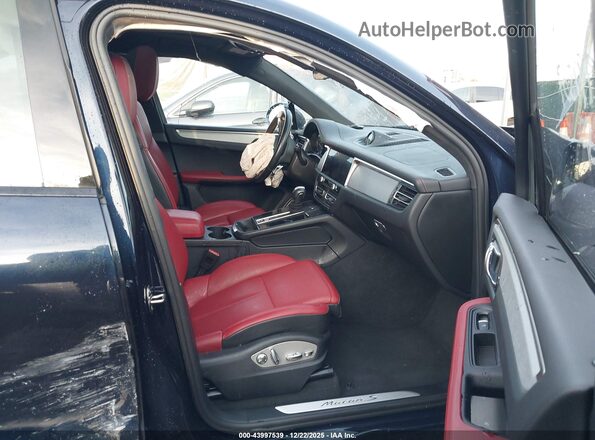 WP1AG2A51PLB37753 2023 PORSCHE MACAN Черный Вид салона спереди