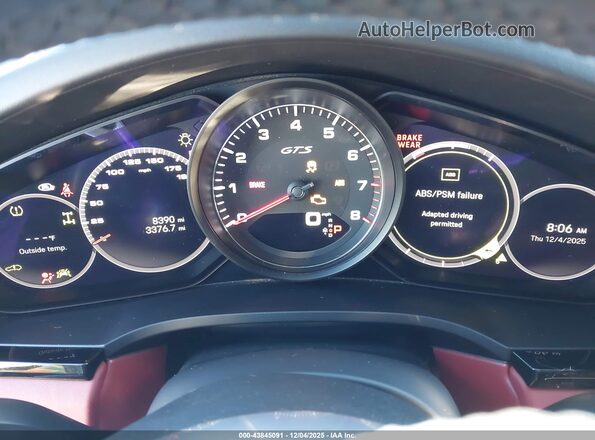 WP1AG2AY3PDA18610 2023 PORSCHE CAYENNE Белый Вид задних сидений