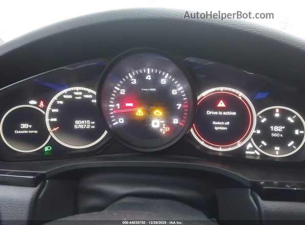 WP1BA2AY1MDA40719 2021 PORSCHE CAYENNE Black Vista de los asientos traseros