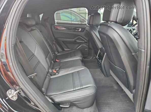 WP1BA2AYXMDA41965 2021 PORSCHE CAYENNE Черный Вид задних сидений