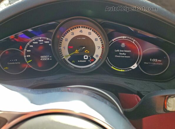 WP1BE2AY3MDA44176 2021 PORSCHE CAYENNE Черный Вид щитка приборов