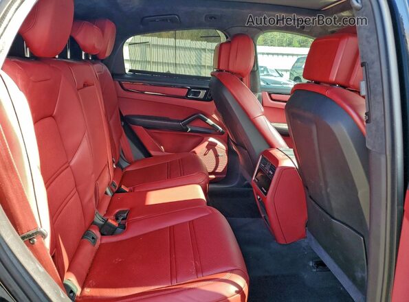WP1BE2AY3MDA44176 2021 PORSCHE CAYENNE Черный Вид задней части салона
