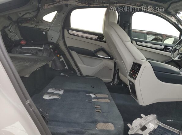 WP1BF2AY0PDA35369 2023 PORSCHE CAYENNE Серый Вид задней части салона