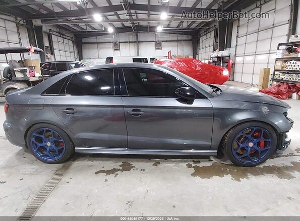 WUABWGFF0KA905933 2019 AUDI RS3 Gray უკანა სალონის ხედი