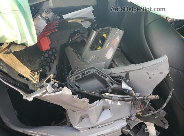 WUABWGFF3KA906302 2019 AUDI RS3 Silver Widok komory silnika