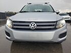 2017 Volkswagen Tiguan S Серебряный vin: WVGAV7AX4HK039020