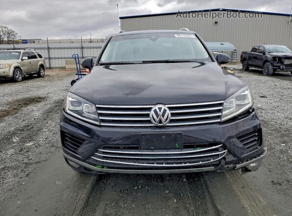 WVGEF9BP2GD012331 2016 VOLKSWAGEN TOUAREG Черный Вид спереди