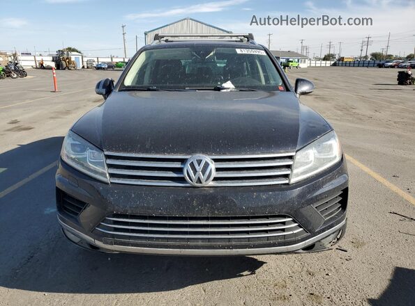 WVGEF9BP7GD010865 2016 VOLKSWAGEN TOUAREG Черный Вид спереди