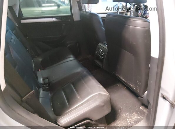 WVGEP9BP3GD001450 2016 VOLKSWAGEN TOUAREG Серый Вид наклейки с VIN-кодом