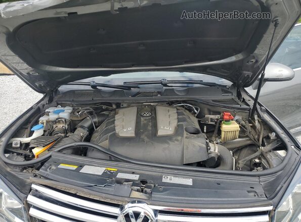WVGEP9BPXGD002689 2016 VOLKSWAGEN TOUAREG Серый Вид подкапотного пространства
