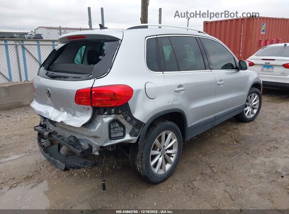 WVGRV7AX8HW506421 2017 VOLKSWAGEN TIGUAN Silver Tył prawy