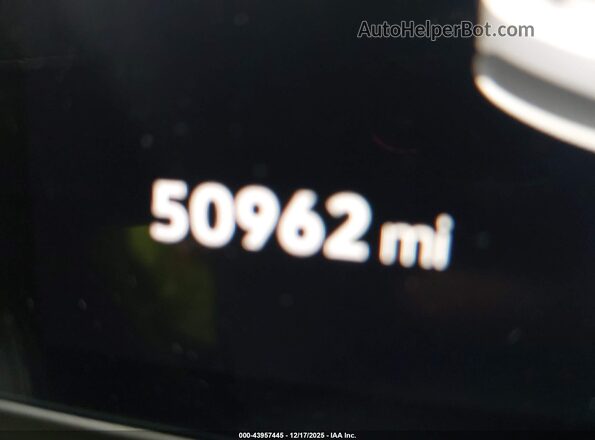 WVGTMPE22NP073661 2022 VOLKSWAGEN ID.4 Серый Вид задних сидений