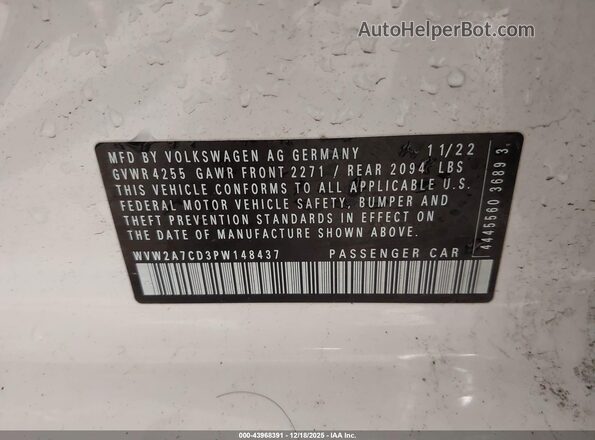 WVW2A7CD3PW148437 2023 VOLKSWAGEN GOLF White Vista del compartimento del motor