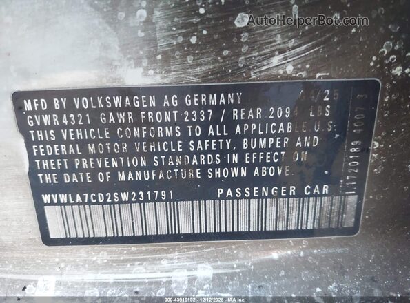 WVWLA7CD2SW231791 2025 VOLKSWAGEN GOLF White Vista del compartimento del motor
