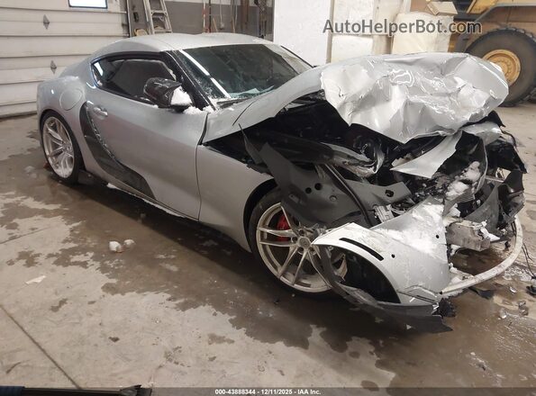 WZ1DB0C03NW051201 2022 TOYOTA GR SUPRA Серебряный Передняя правая четверть