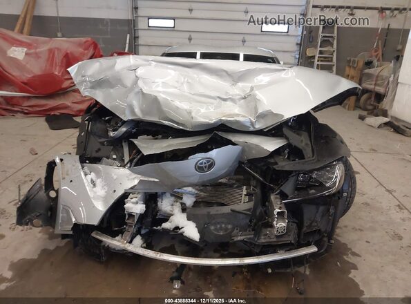 WZ1DB0C03NW051201 2022 TOYOTA GR SUPRA Серебряный Вид спереди