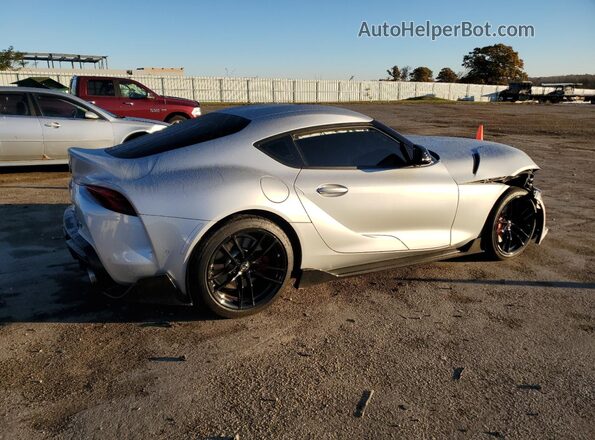 WZ1DB0C07MW042693 2021 TOYOTA SUPRA Серебряный Задняя правая четверть