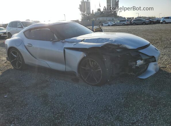 WZ1DB0C08MW036353 2021 TOYOTA SUPRA Серебряный Передняя правая четверть