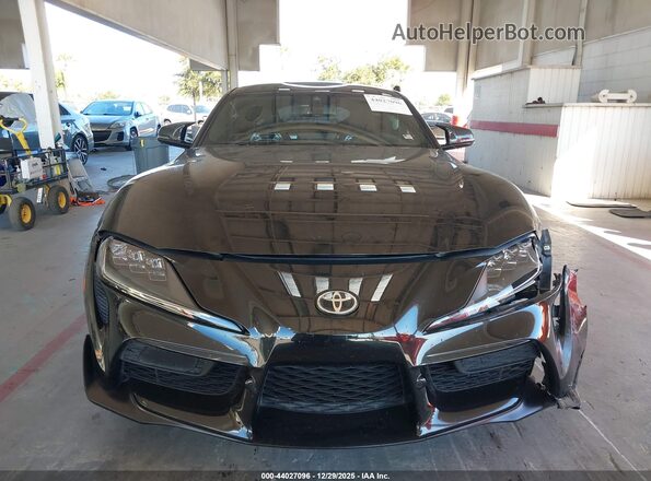 WZ1DB0C08MW039124 2021 TOYOTA GR SUPRA Черный Вид щитка приборов