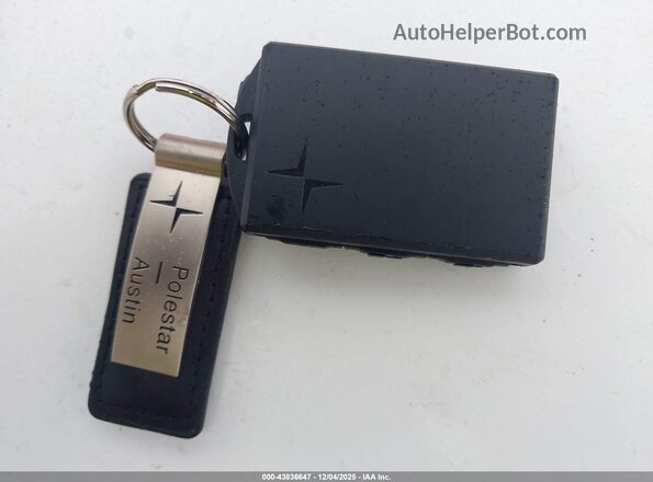 YSMFD3KA3RL227981 2024 POLESTAR 2 Dark Blue Вид панели приборов