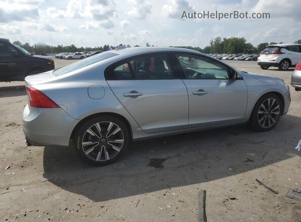 YV126MFL4J2452064 2018 VOLVO S60 Silver Tył prawy