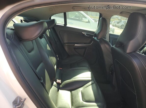 YV140MTL2H2431691 2017 VOLVO S60 Белый Вид задних сидений