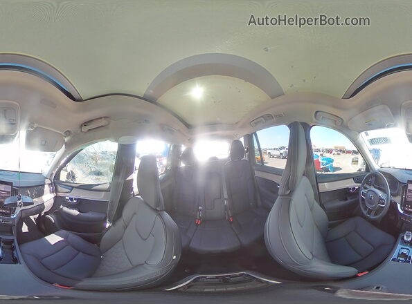 YV4062PB7S1372799 2025 VOLVO XC90 White Widok wnętrza 360 stopni