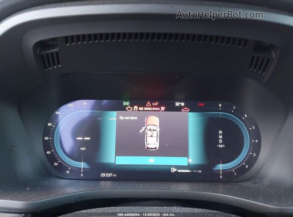 YV4062RM6N1905972 2022 VOLVO XC60 Белый Вид задних сидений