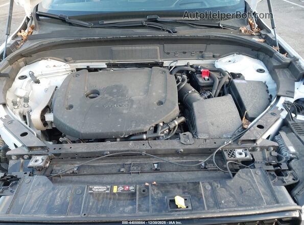 YV4062RM6N1905972 2022 VOLVO XC60 Белый Вид сзади