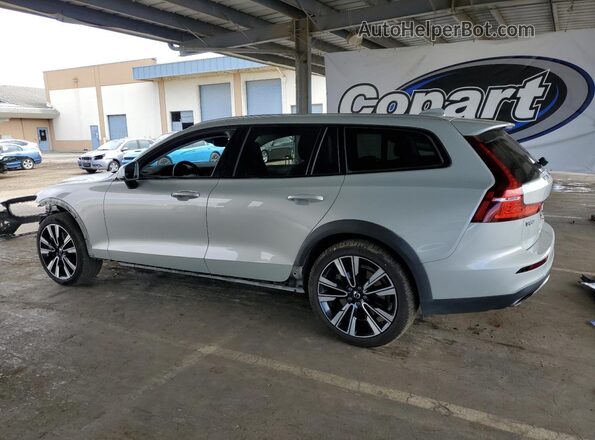 YV4102WK7L1030407 2020 VOLVO V60 Серебряный Задняя левая четверть