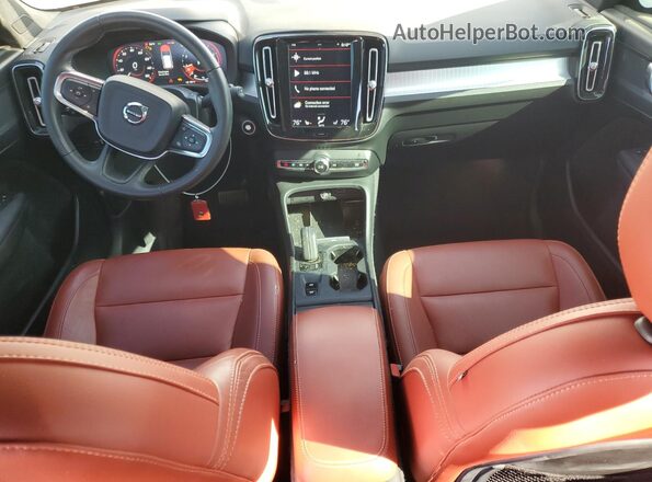 YV4162UK5K2116986 2019 VOLVO XC40 Белый Вид панели приборов