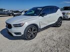 2020 Volvo Xc40 T5 R-design White vin: YV4162UM3L2197344