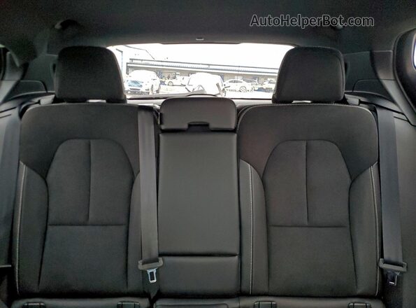 YV4162UM3M2467416 2021 VOLVO XC40 White Rear seats view