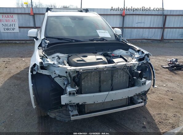 YV4A22PL4M1759063 2021 VOLVO XC90 White Սալոնի հետևի տեսք