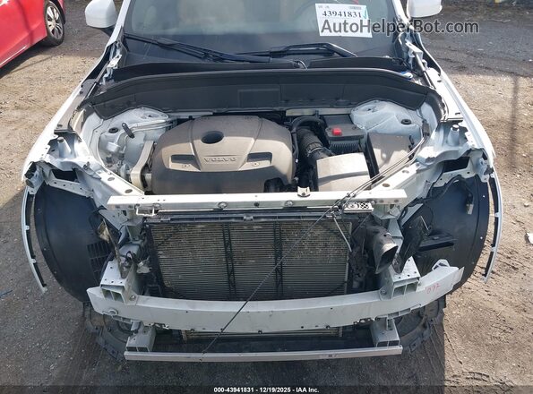 YV4A22PL4M1759063 2021 VOLVO XC90 White Հետևի տեսք
