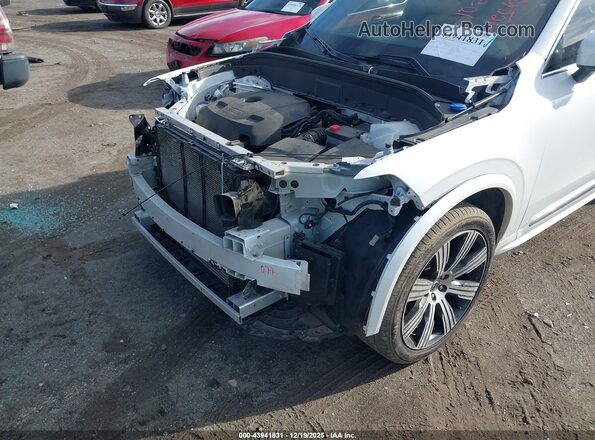 YV4A22PL4M1759063 2021 VOLVO XC90 White Դիմացի տեսք