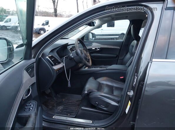 YV4A22PL4N1856927 2022 VOLVO XC90 Серый Вид салона спереди